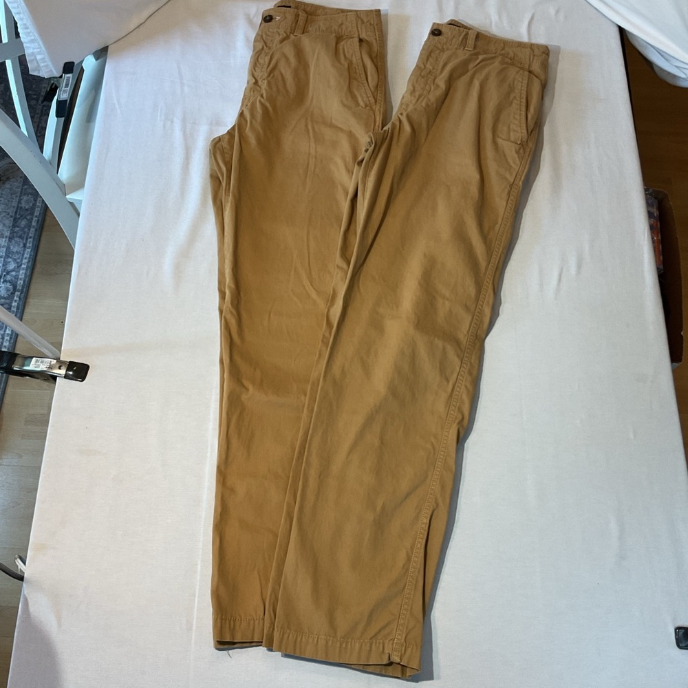 American Eagle Outfitters (2X Bundle) Khaki Pants, Size 32W 34L Sturdy Casual